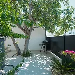 Villa Aea Del Mare *
