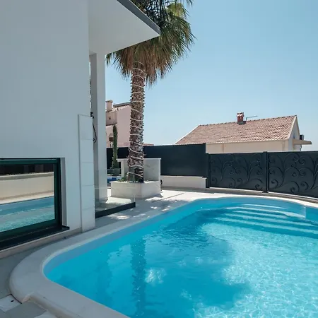 Aea Del Mare Villa