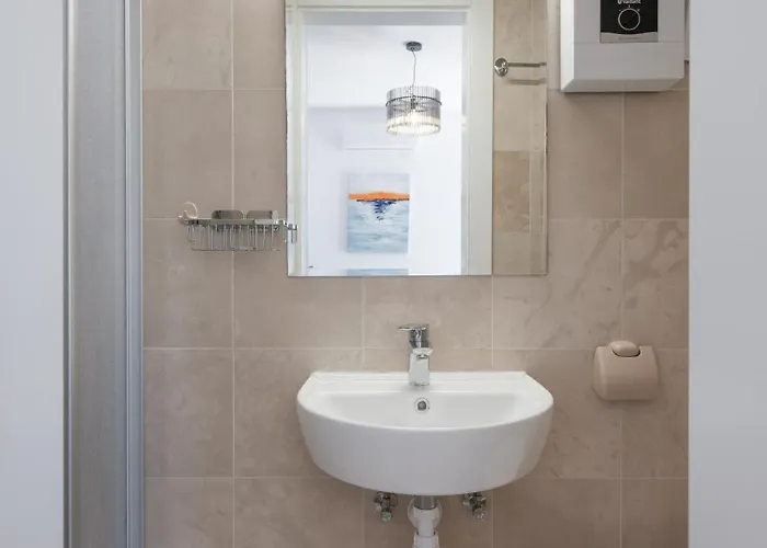 Aea Del Mare טרוגיר