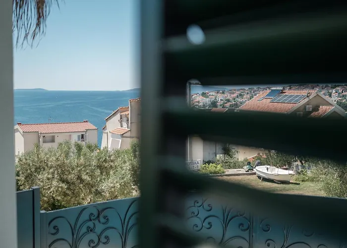 Aea Del Mare וילה טרוגיר