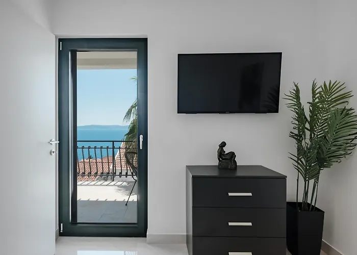 Aea Del Mare * טרוגיר