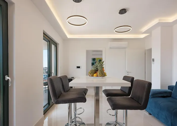 Aea Del Mare וילה טרוגיר